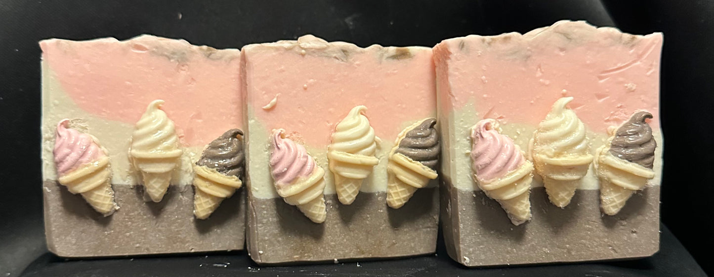 Neapolitan Ice Cream 🍦