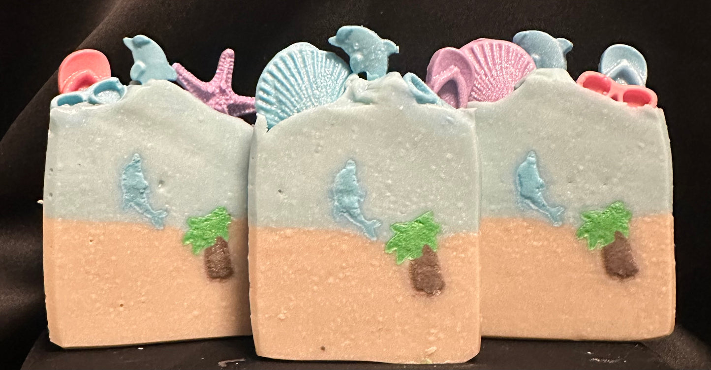 Beach & Sand 🐬 🌴