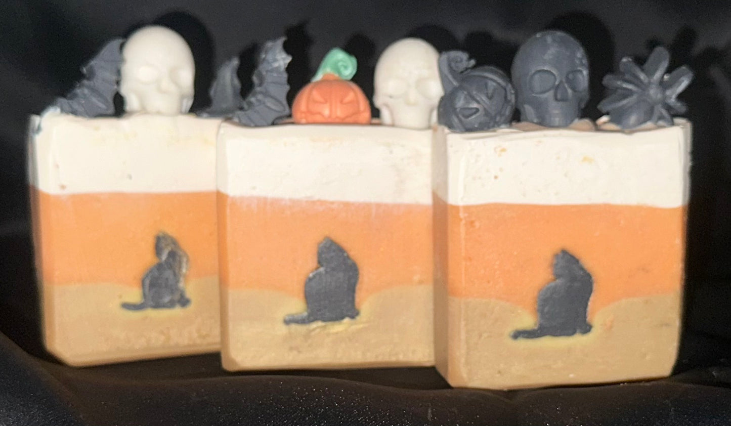 Candy Corn 👻🎃🦇